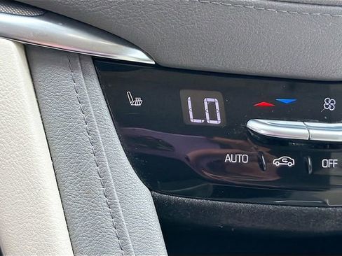 Used 2019 Cadillac XT5 Luxury image 21