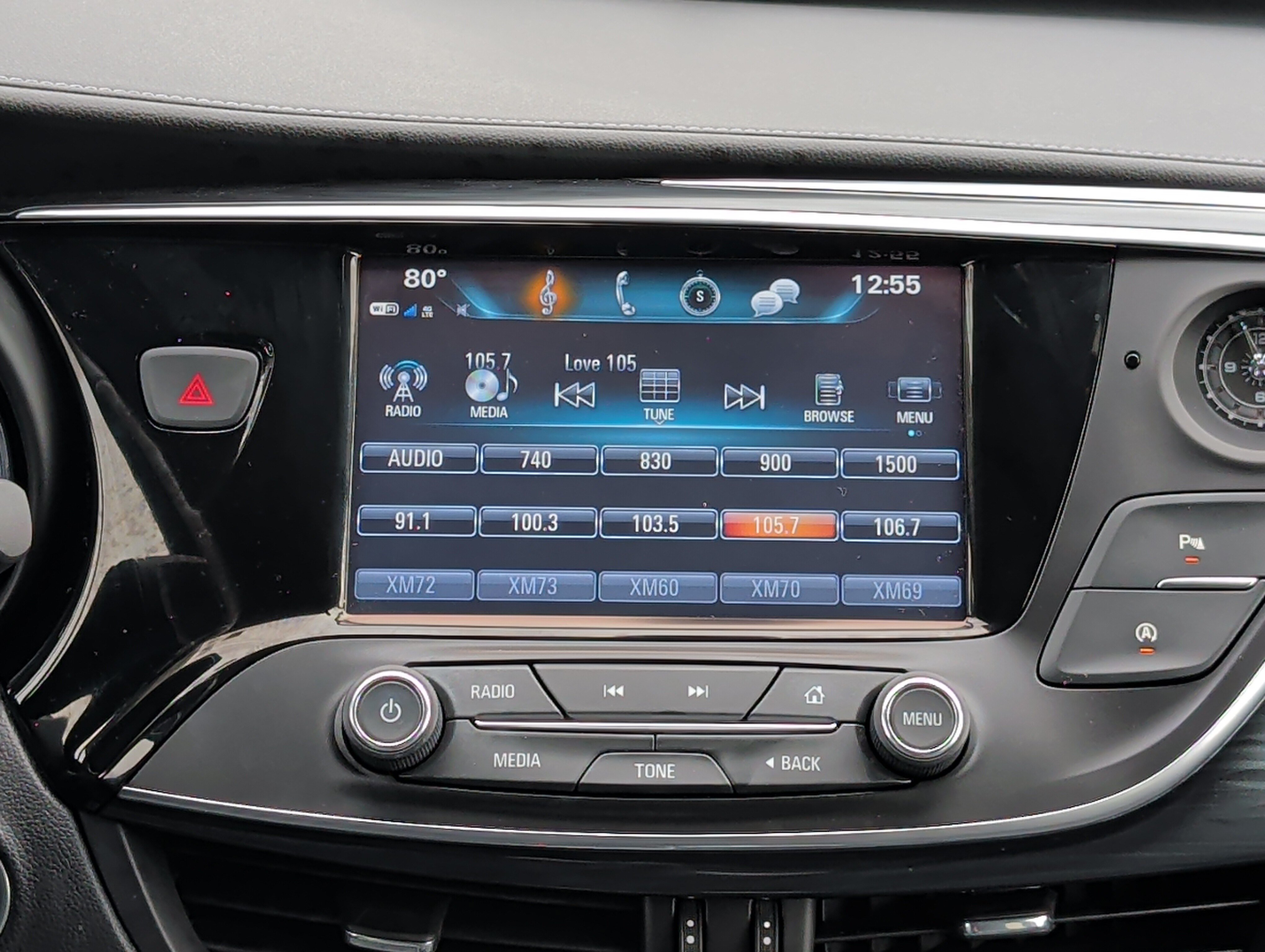 Used 2019 Buick Envision Essence FWD image 24