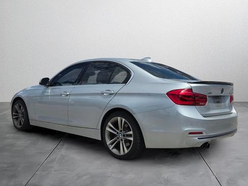 Used 2017 BMW 330i xDrive Sedan AWD/4WD image 3