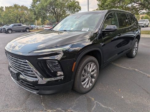 New 2026 Buick Enclave Preferred w/ Power Package image 4