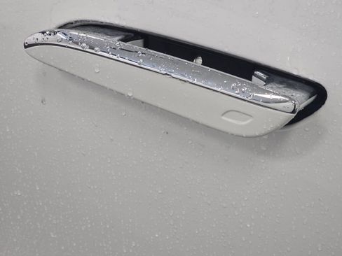 New 2026 Mercedes-Benz E 350 4MATIC Sedan image 22