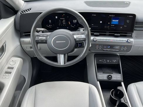 Used 2024 Hyundai Kona Limited FWD image 12