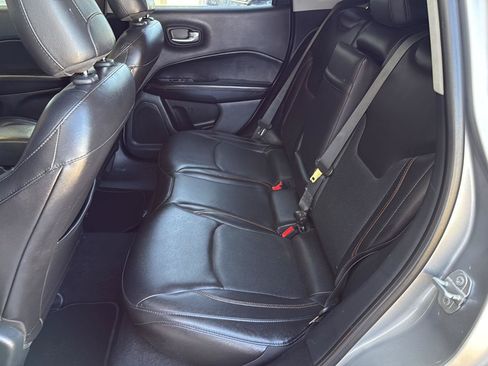Used 2018 Jeep Compass Limited w/ Safe & Security Group FWD image 26