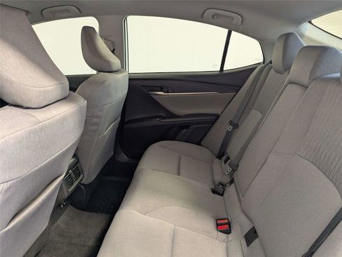 Used 2026 Toyota Camry LE w/ Convenience Package FWD image 34