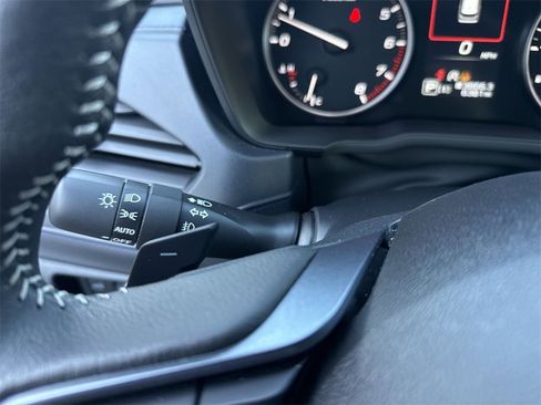 Used 2025 Subaru Forester Limited image 22