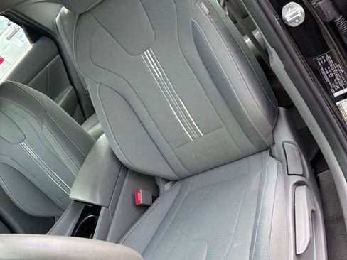 Used 2023 Hyundai Elantra SEL w/ Convenience Package image 16