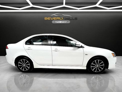 Used 2017 Mitsubishi Lancer ES FWD image 6