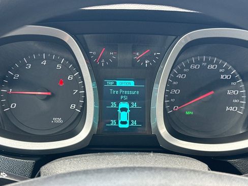 Used 2016 Chevrolet Equinox LS FWD image 38