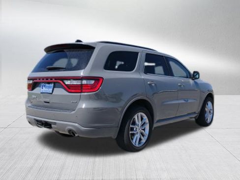 Used 2023 Dodge Durango GT image 3