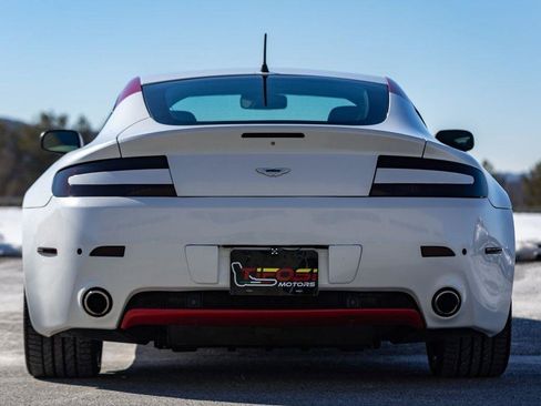 Used 2006 Aston Martin V8 Vantage Coupe image 24