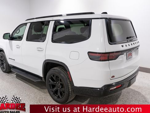 Used 2024 Jeep Wagoneer Series II AWD/4WD image 3