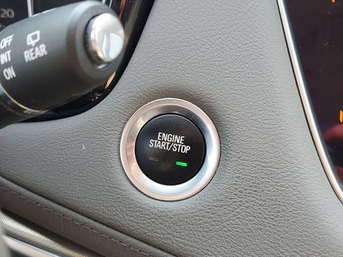 Certified 2023 Cadillac XT5 Premium Luxury w/ LPO, Floor Liner Package AWD/4WD image 21