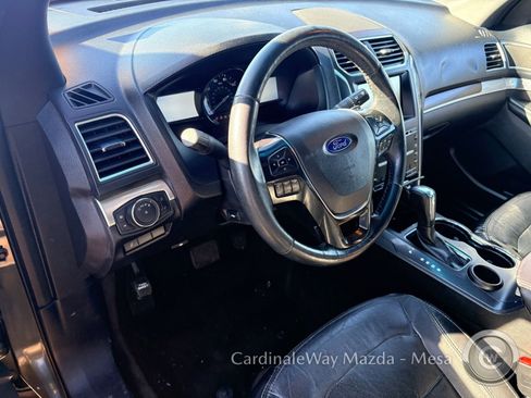 Used 2016 Ford Explorer Limited image 8