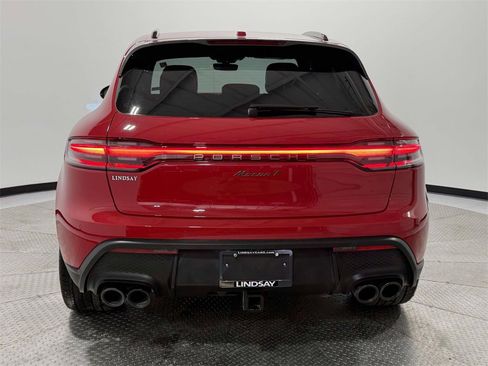 Used 2025 Porsche Macan image 5