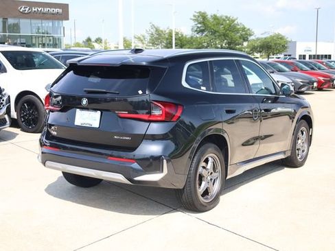 Used 2024 BMW X1 xDrive28i w/ Convenience Package AWD/4WD image 4