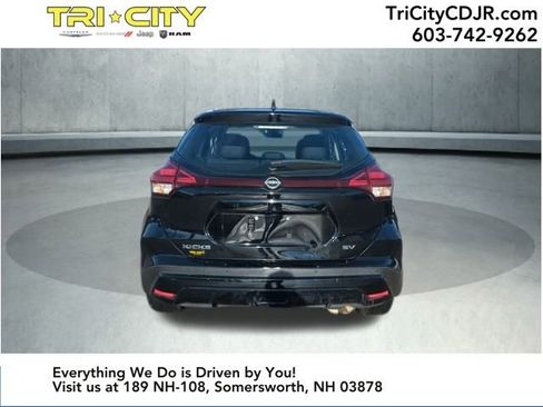 Used 2023 Nissan Kicks SV image 4