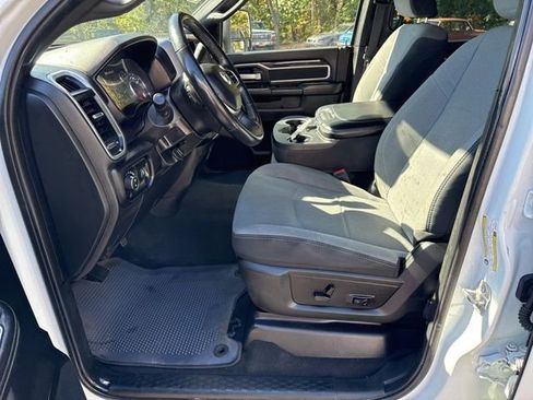 Used 2024 RAM 2500 Big Horn image 11
