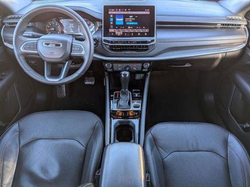 Certified 2023 Jeep Compass Limited image 26