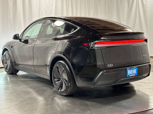 Used 2026 Tesla Model Y Long Range AWD/4WD image 17