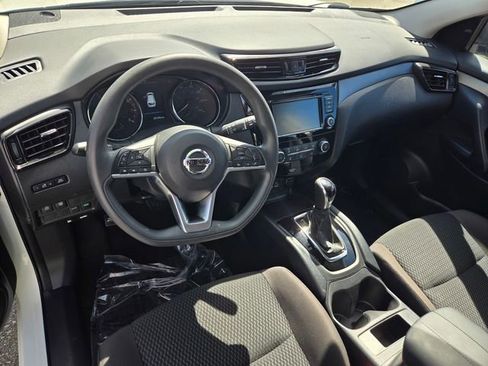 Used 2021 Nissan Rogue Sport S image 20