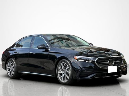 Used 2024 Mercedes-Benz E 350 4MATIC Sedan image 7