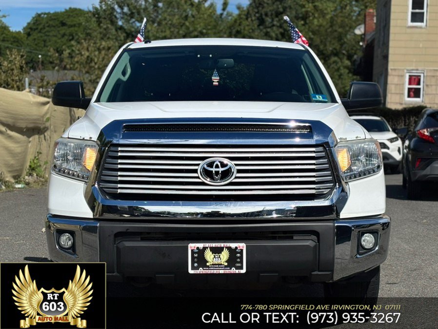 Used 2017 Toyota Tundra SR5 w/ SR5 Upgrade Package AWD/4WD image 2