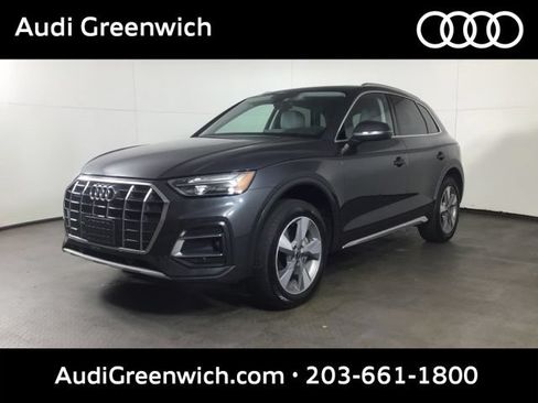 Used 2024 Audi Q5 2.0T Premium w/ Convenience Package AWD/4WD image 3
