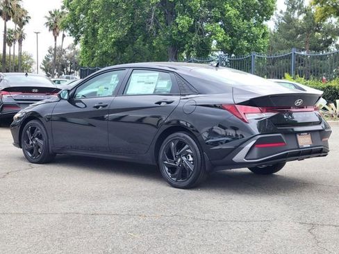New 2026 Hyundai Elantra Sport FWD image 3