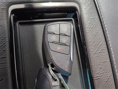 Used 2022 GMC Sierra 1500 AT4X image 28