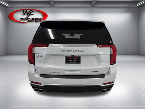 New 2026 GMC Yukon Denali w/ LPO, Floor Liner Package RWD image 7