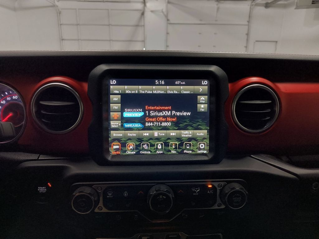 Used 2019 Jeep Wrangler Unlimited Rubicon AWD/4WD image 15