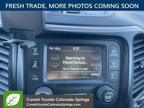 Used 2018 Jeep Cherokee Latitude AWD/4WD image 10