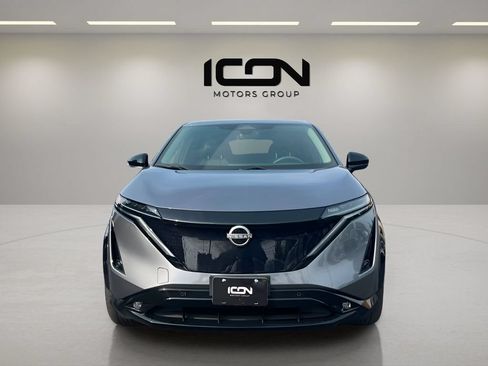 Used 2024 Nissan Ariya AWD image 11