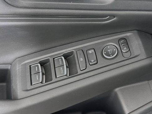 Certified 2023 Honda Accord EX image 25
