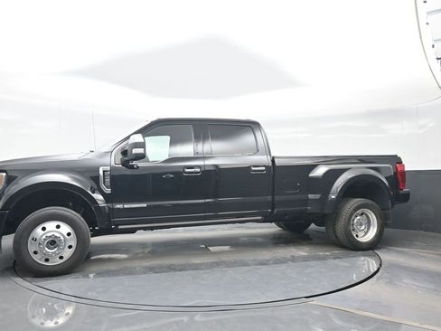 Used 2021 Ford F450 Platinum image 3