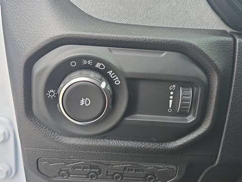Certified 2026 Jeep Wrangler Sport AWD/4WD image 23