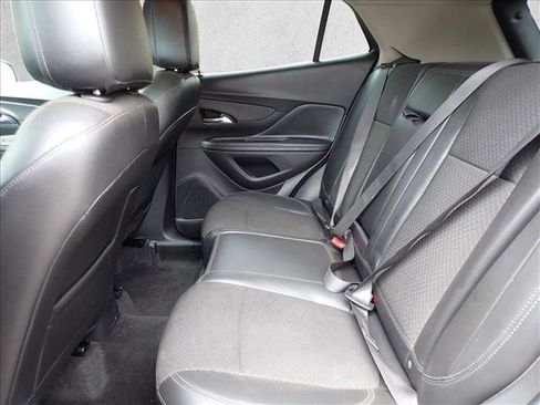 Used 2019 Buick Encore Preferred AWD/4WD image 9