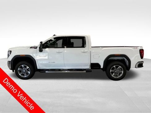 New 2026 GMC Sierra 2500 SLE w/ SLE Value Package; AWD/4WD image 4
