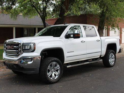Used 2017 GMC Sierra 1500 SLT image 31