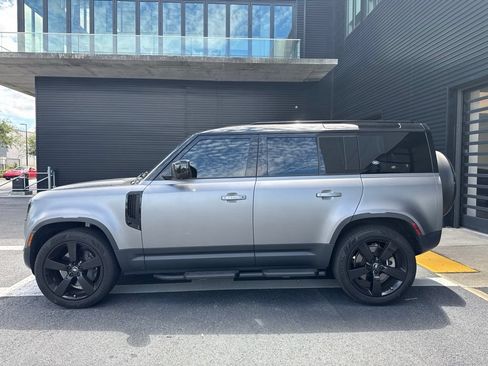 Used 2024 Land Rover Defender 110 S AWD/4WD image 2