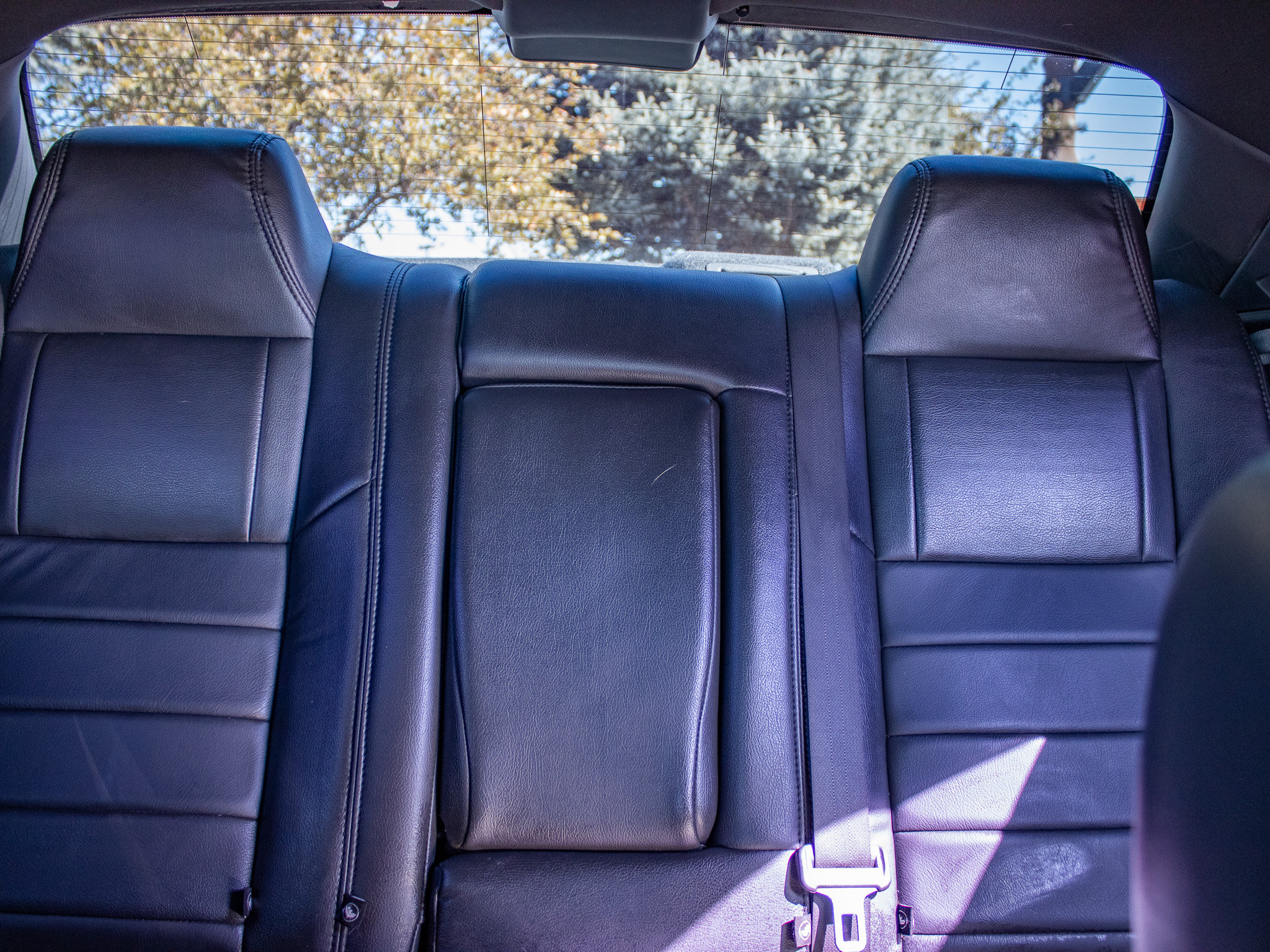 Used 2014 Dodge Challenger R/T RWD image 32