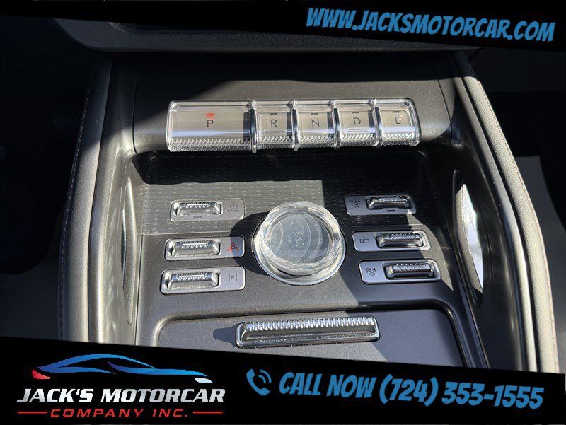 Used 2024 Lincoln Nautilus Reserve w/ Equipment Group 202A AWD/4WD image 27
