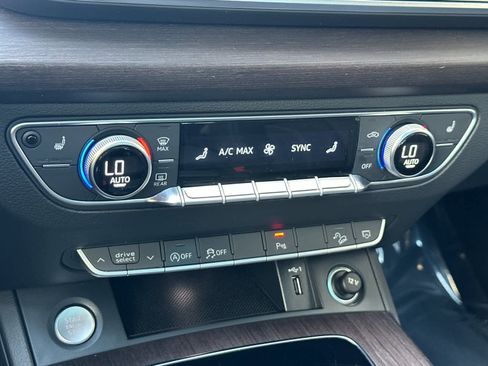 Used 2023 Audi Q5 2.0T Premium w/ Convenience Package image 20