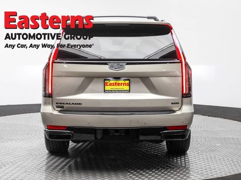 Used 2024 Cadillac Escalade Sport Platinum w/ LPO, ONYX Package image 6