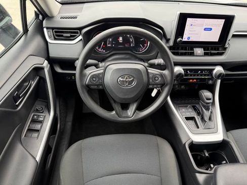 Used 2024 Toyota RAV4 LE image 27