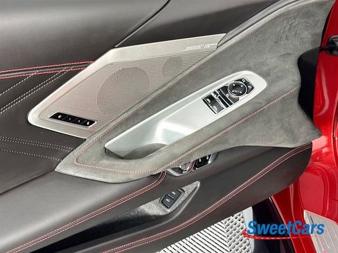 Used 2025 Chevrolet Corvette Z06 w/ Chrome Exterior Badge Package RWD image 32