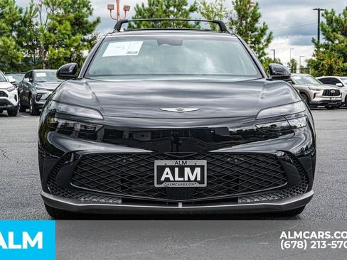 Used 2025 Genesis GV60 RWD image 10