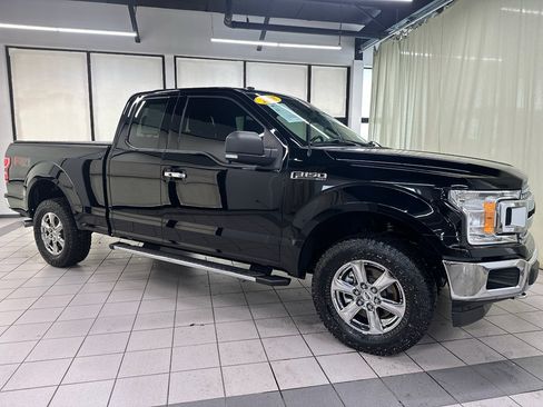 Used 2018 Ford F150 XLT w/ Equipment Group 302A Luxury image 3