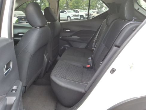 Used 2023 Nissan Kicks SV FWD image 18