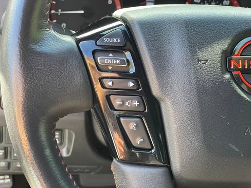 Used 2023 Nissan Frontier PRO-4X w/ Pro Convenience Package AWD/4WD image 19